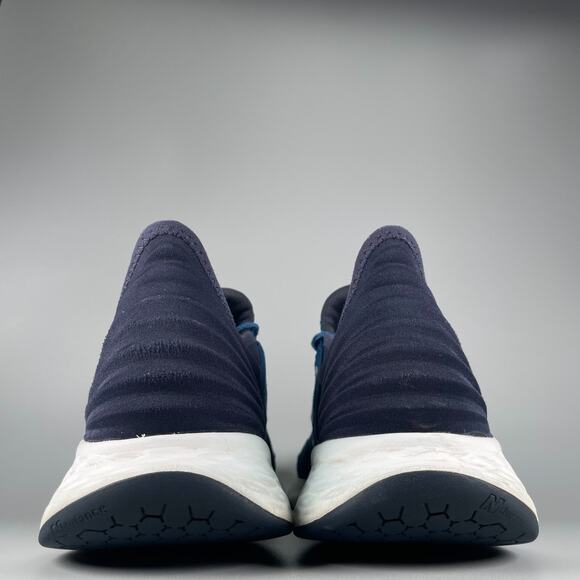 New Balance Fresh Foam Roav V1 Men\'s Size 13 D Navy Blue Running Shoes Sneakers